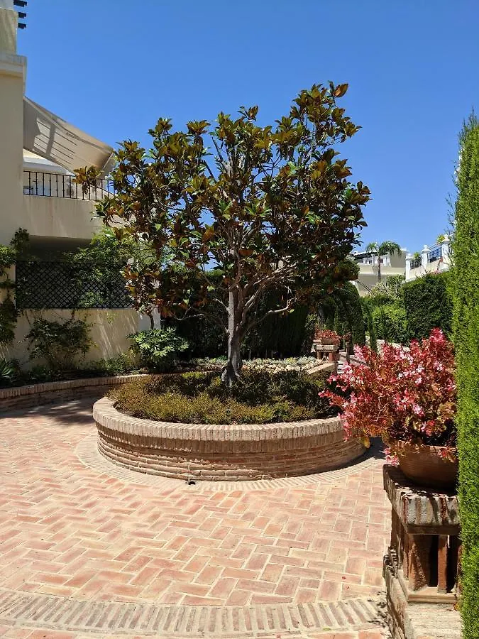 Aloha Gardens Irene'S Escape Apartment Marbella 0*,
